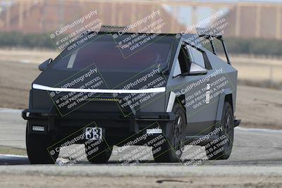 media/Oct-19-2025-Speed Ventures (Sun) [[a6e7fe67be]]/TC B/Session 2 (Outside Grapevine)/